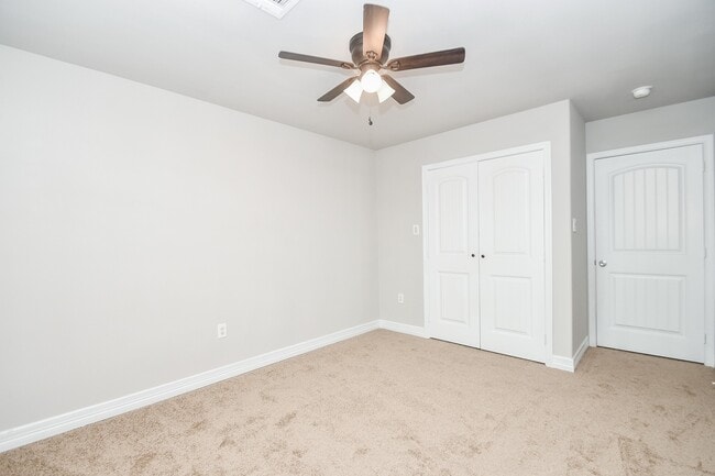 Building Photo - 4915 Market St