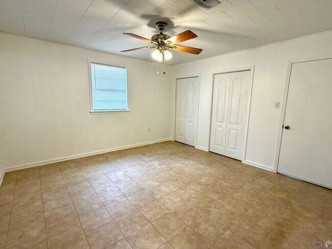 Building Photo - 43063 Black Bayou Rd