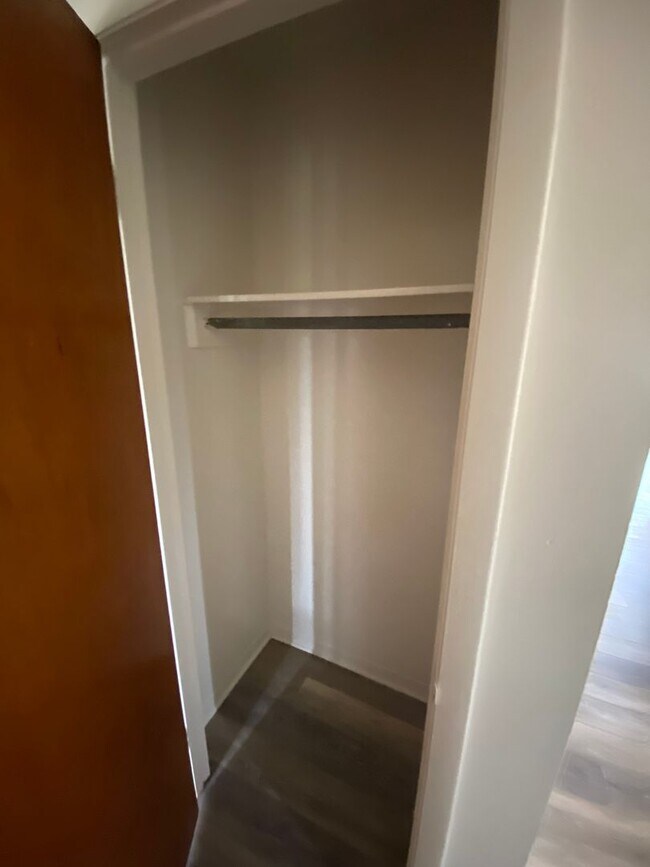 Building Photo - 3/1 in Shelby, NC close to Hwy 74 and uptown Shelby