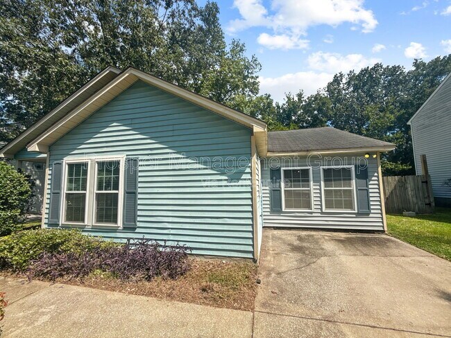 Building Photo - 8108 Halifax Way