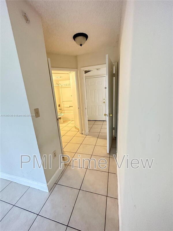 Building Photo - 15231 SW 80th St