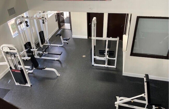 Building Photo - 10630 SW 157th Ct