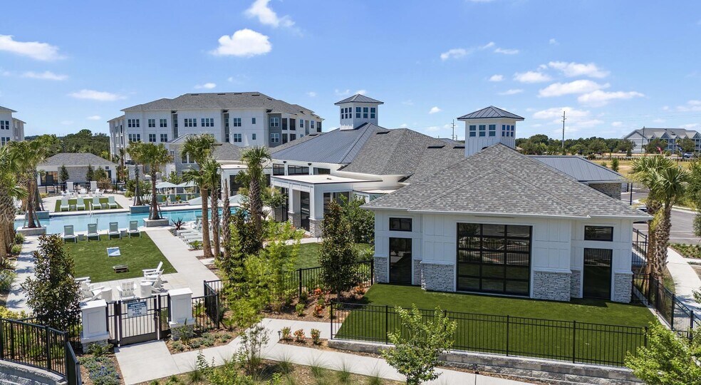 Building Photo - 1000 Island Breeze St