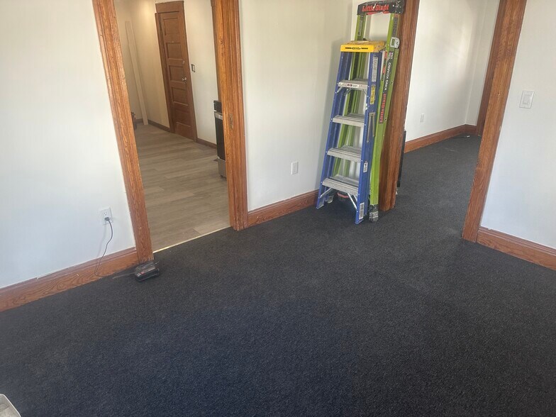 Building Photo - 76 Benham St