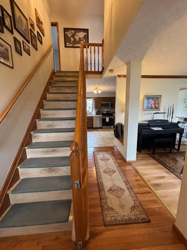 Building Photo - 615 Ozem Gardner Way