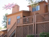 Building Photo - Townhome in Pine Creek Estates HOA