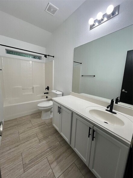 Building Photo - 6304 Spring Ranch Dr