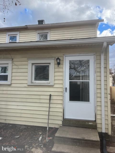 Building Photo - 213 Iron St