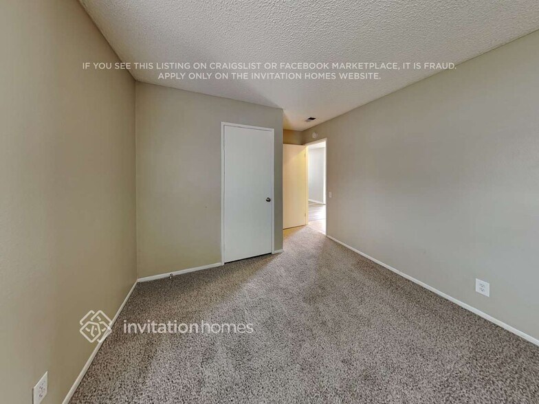 Building Photo - 7886 Pinyon Ave