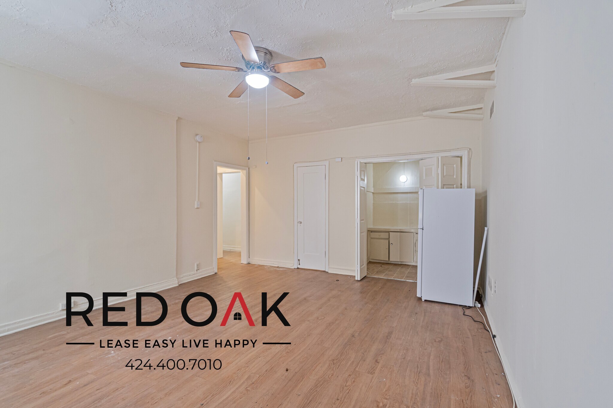 Building Photo - 400 S Kenmore Ave