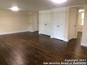 Building Photo - 10515 Hillbrook Dr