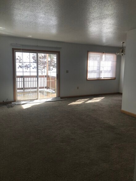 Building Photo - 5340 Cider Mill Rd