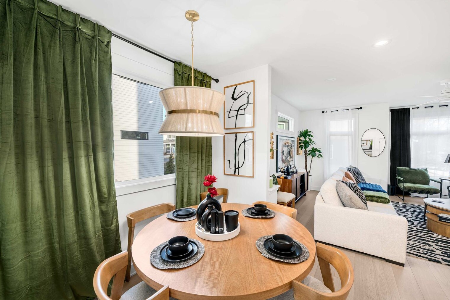 Building Photo - 227 Woodsborough Pl