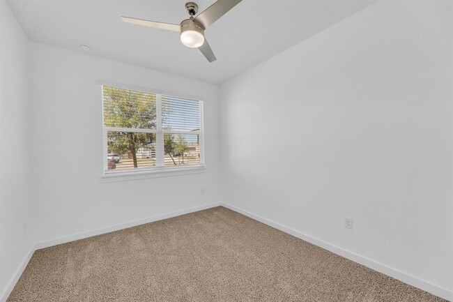 Building Photo - 149 Filifera Ct