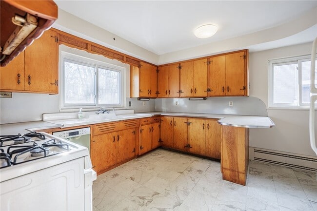 Building Photo - 43 River Meadow Dr