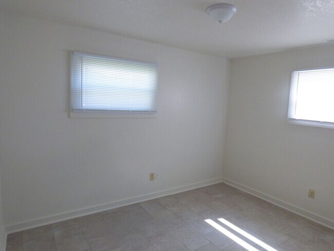 Building Photo - 4601 Holton Ave