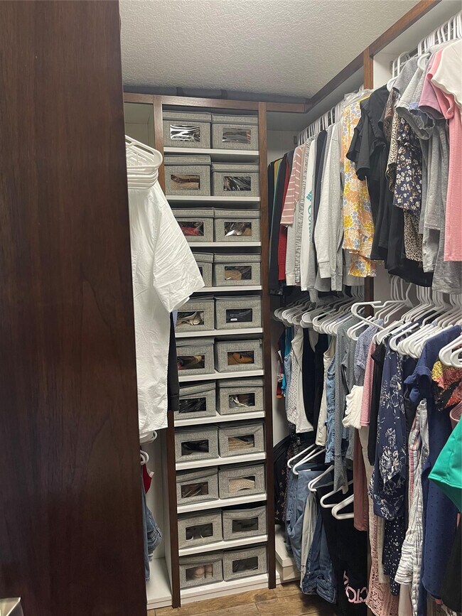 Building Photo - 7485 Royal Palm Blvd