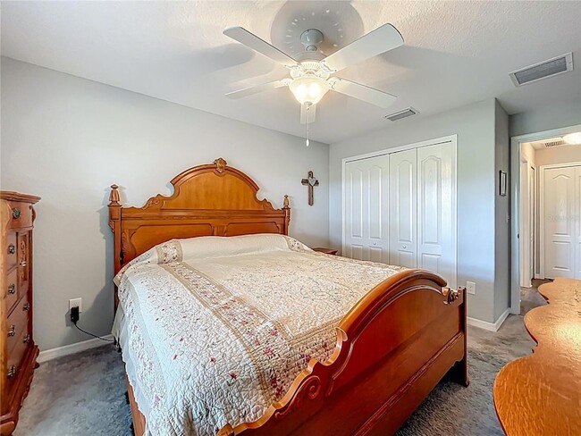 Building Photo - 27327 Roanoke Dr