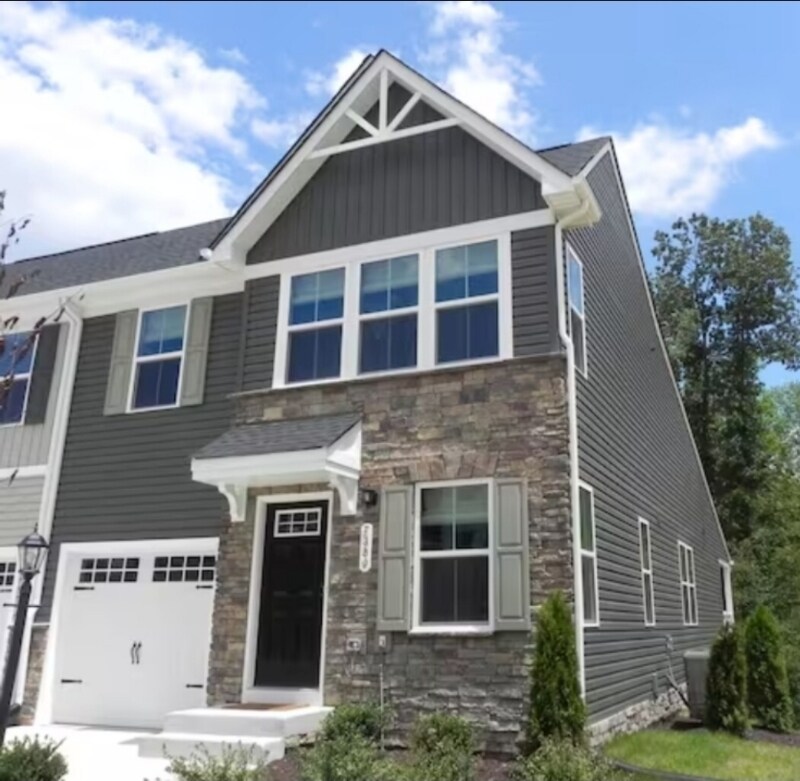 Building Photo - 5800 Addison Gate Dr
