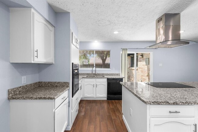 Building Photo - 22115 Coriander Dr