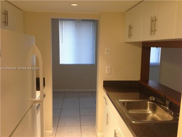 Building Photo - 8255 SW 152nd Ave