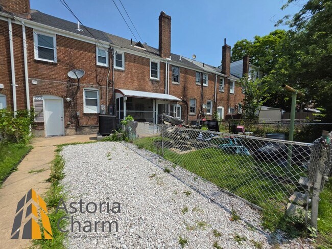 Building Photo - 203 Chestnut St
