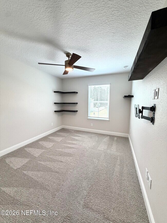 Building Photo - 12959 Holsinger Blvd