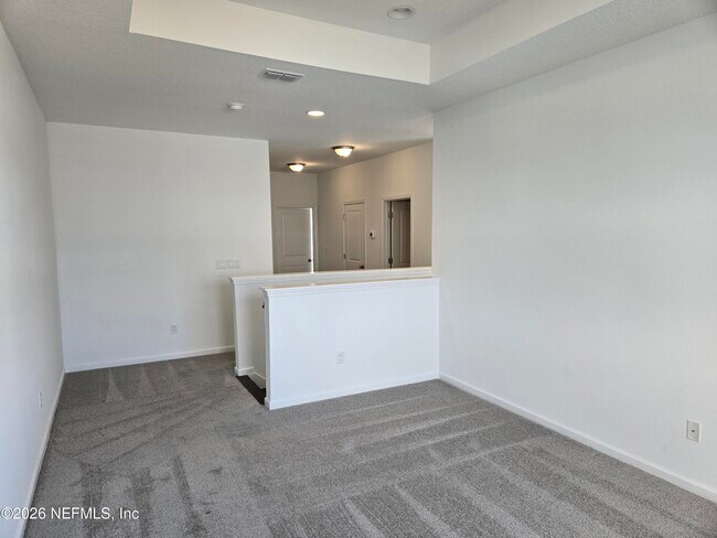 Building Photo - 817 Cherry Elm Dr