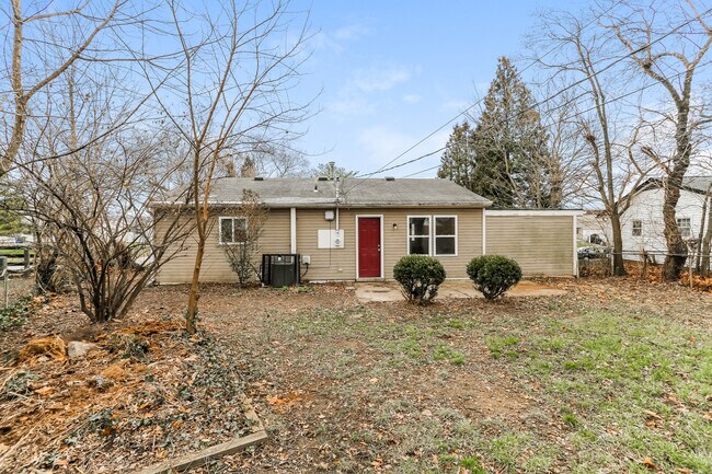 Building Photo - 5336 Mapleridge Dr