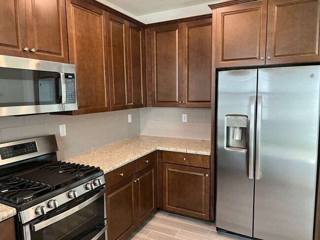 Building Photo - COMING SOON!! GORGEOUS NEWER HOME W/ SOLAR...