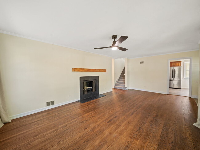 Building Photo - 361 Bryant Ave