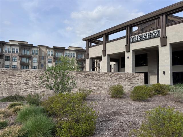 Building Photo - 2700 Old Denton Rd