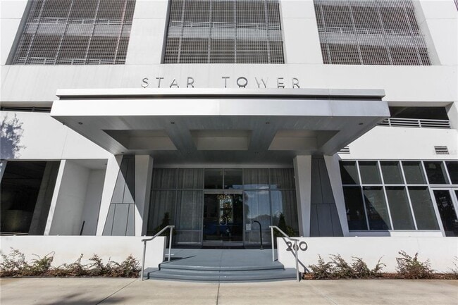 Building Photo - 260 S Osceola Ave