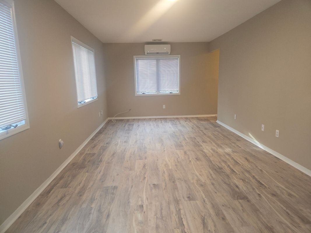 Building Photo - 19 Cardinal Ln