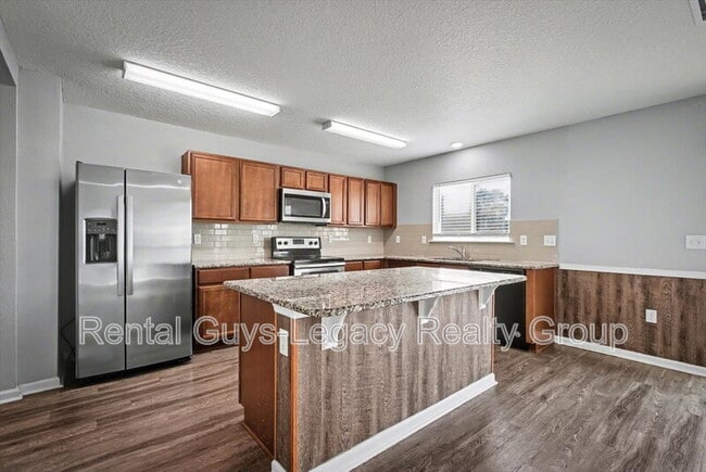 Building Photo - 5054 Oak Bend Ave