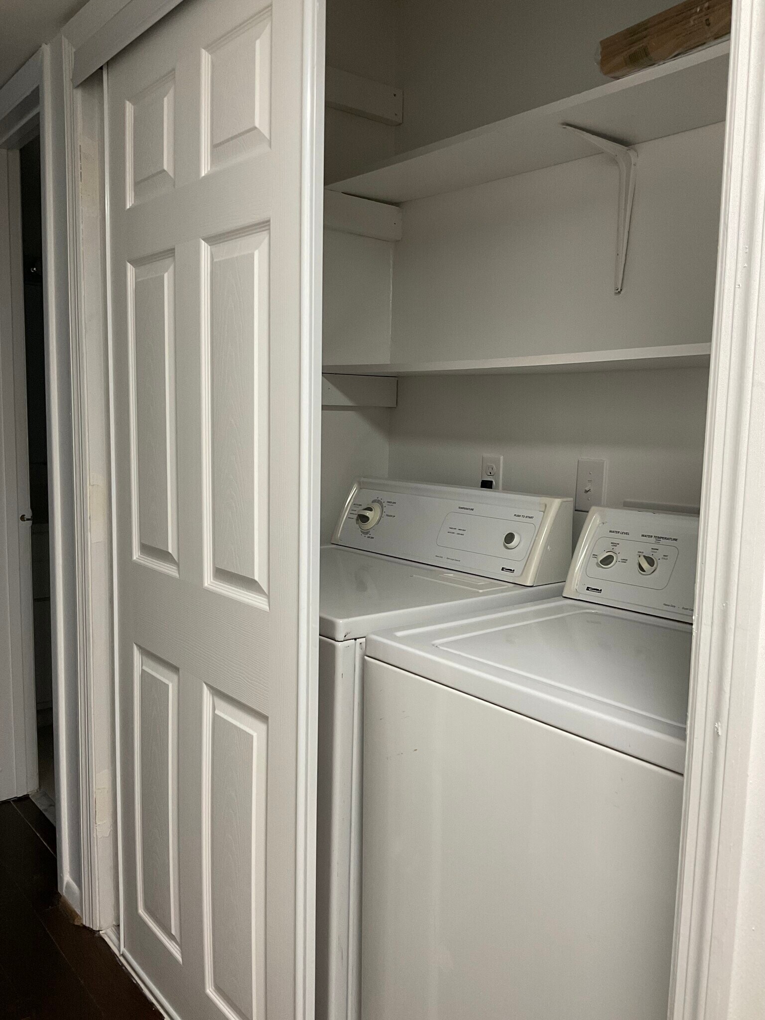 Washer n Dryer - 1001 Woodland Vlg