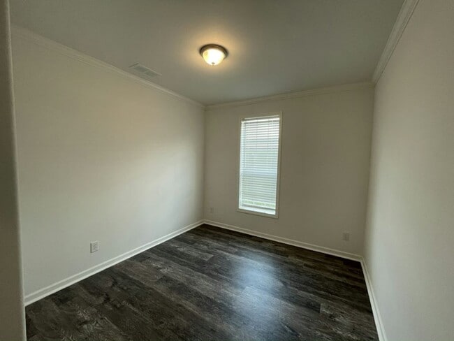 Building Photo - 34669 Ballyhoo Dr