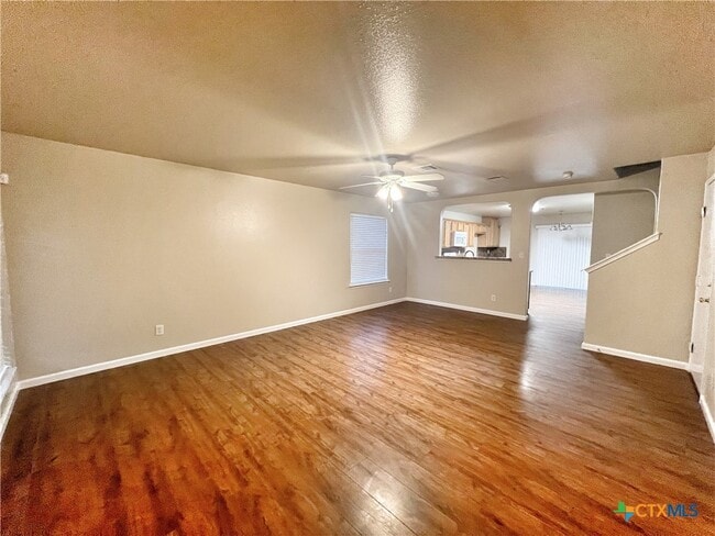 Building Photo - 364 Starling Creek