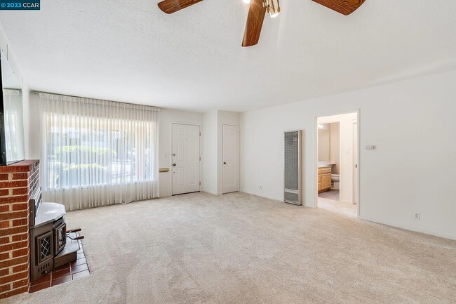 Building Photo - 3160 D St