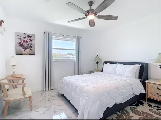 Building Photo - 9308 President Cir