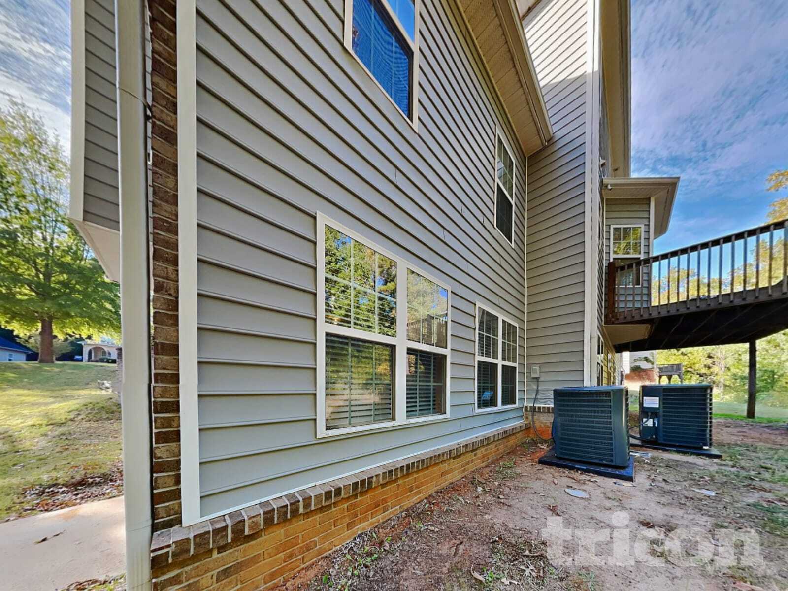 Building Photo - 2017 Jessica Way
