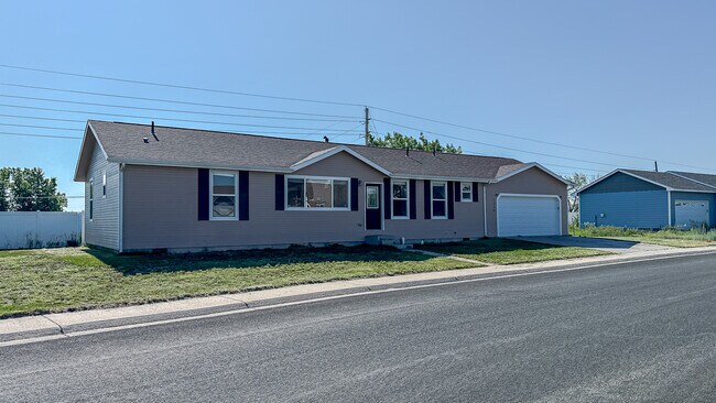 Primary Photo - 1229 Sonata Lane