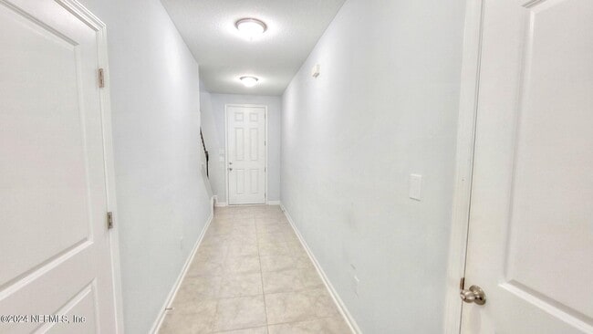 Building Photo - 2028 Hawkeye Pl