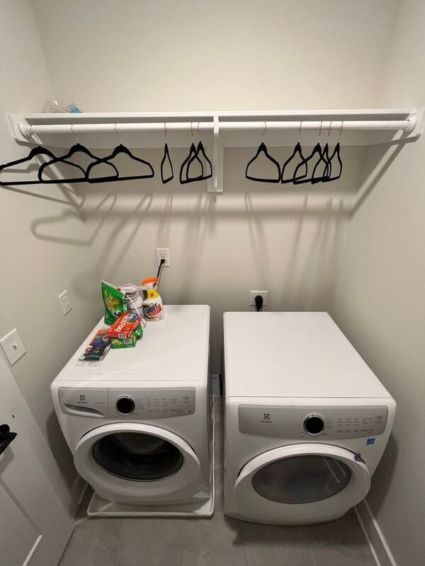 Building Photo - 1601 Draper Vw Lp