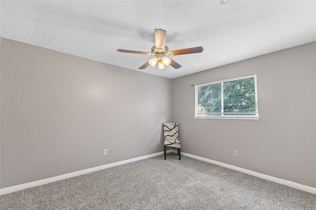 Building Photo - 5718 Upper Lake Dr