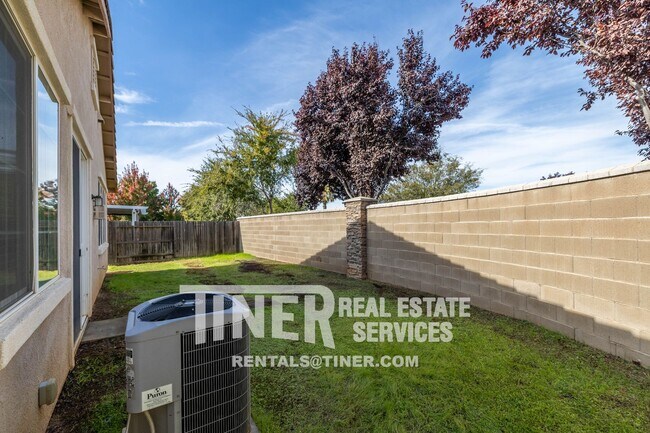 Building Photo - 1422 Stoney Cross Ln