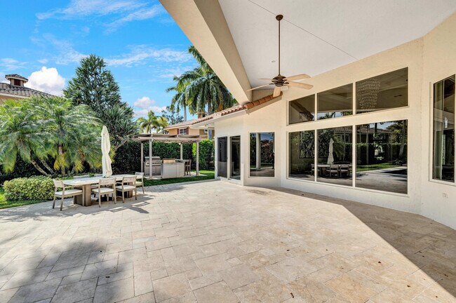 Building Photo - 12020 NW 62nd Ct