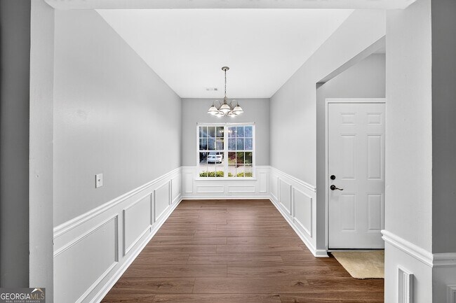 Building Photo - 4852 Tangerine Cir