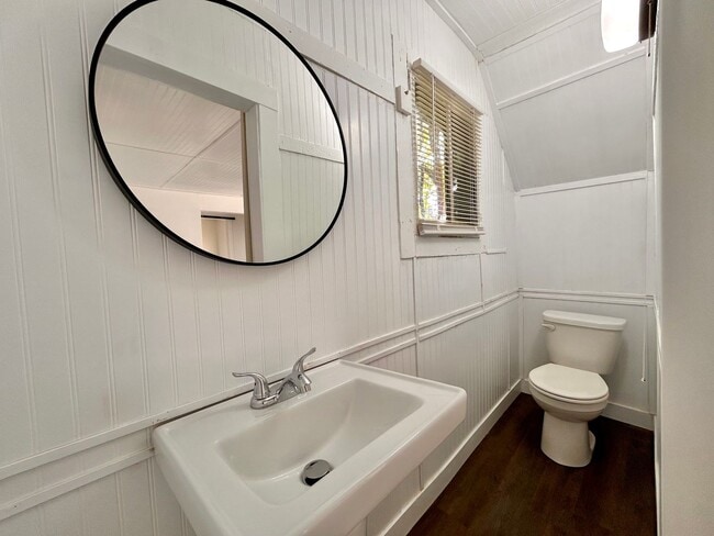 Building Photo - Four Bedroom Home in Northwest Grand Rapids - Rent Special!