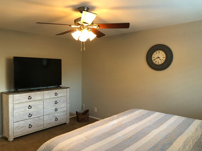 Building Photo - Updated home with lake views in Leisure World.  A 45+ Active Adult Resort Community.  Available M...